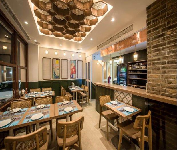 Επαγγέλματα : Ο Χαράλαμπος Εστιάτορας - πρωτοχρονιά του 20.. - Image 12