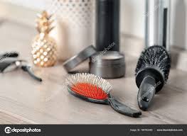 Επαγγέλματα : Ο Χαράλαμπος Κομμωτής - Image 3